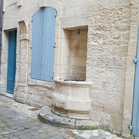 Dans De Flaux Uzès