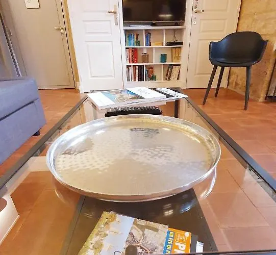 Dans De Flaux Apartamento Uzès