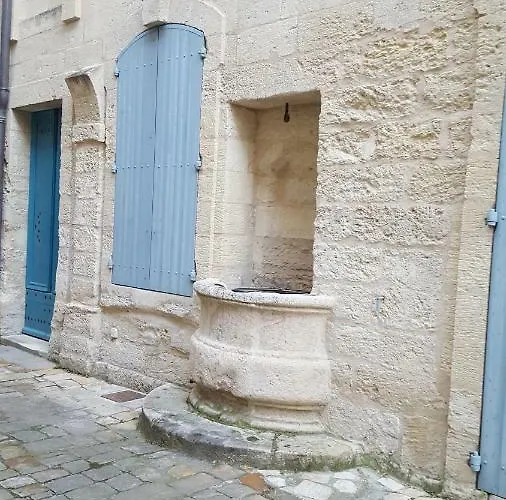 Dans De Flaux Uzès